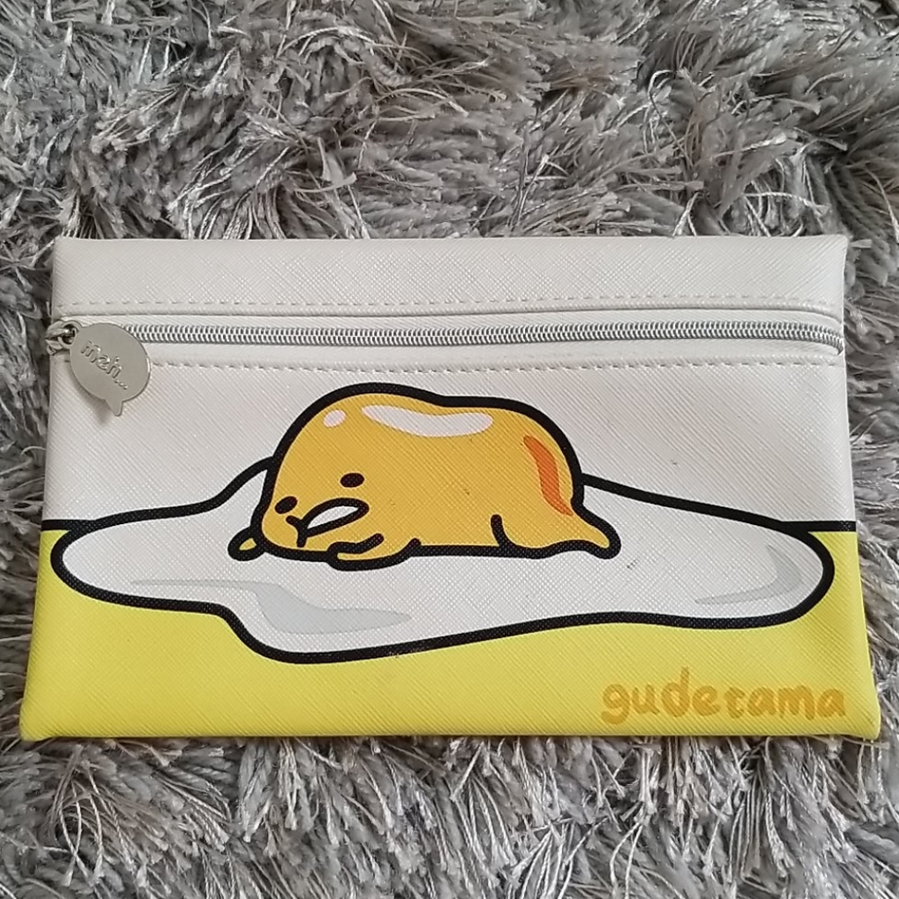 🤑 5 for $25 IPSY Gudetama "Egg" Makeup Bag